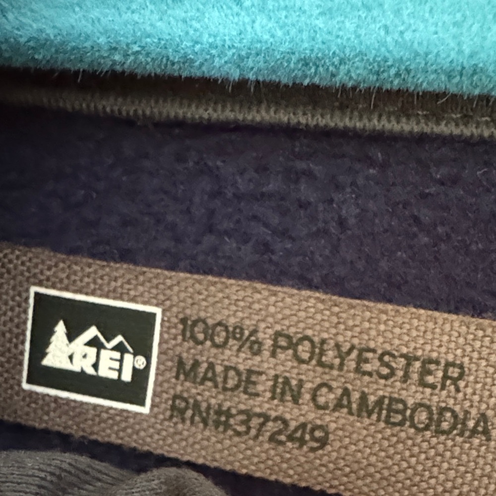 REI Men's Navy Zip-Up Sweater - Picture 6 of 7